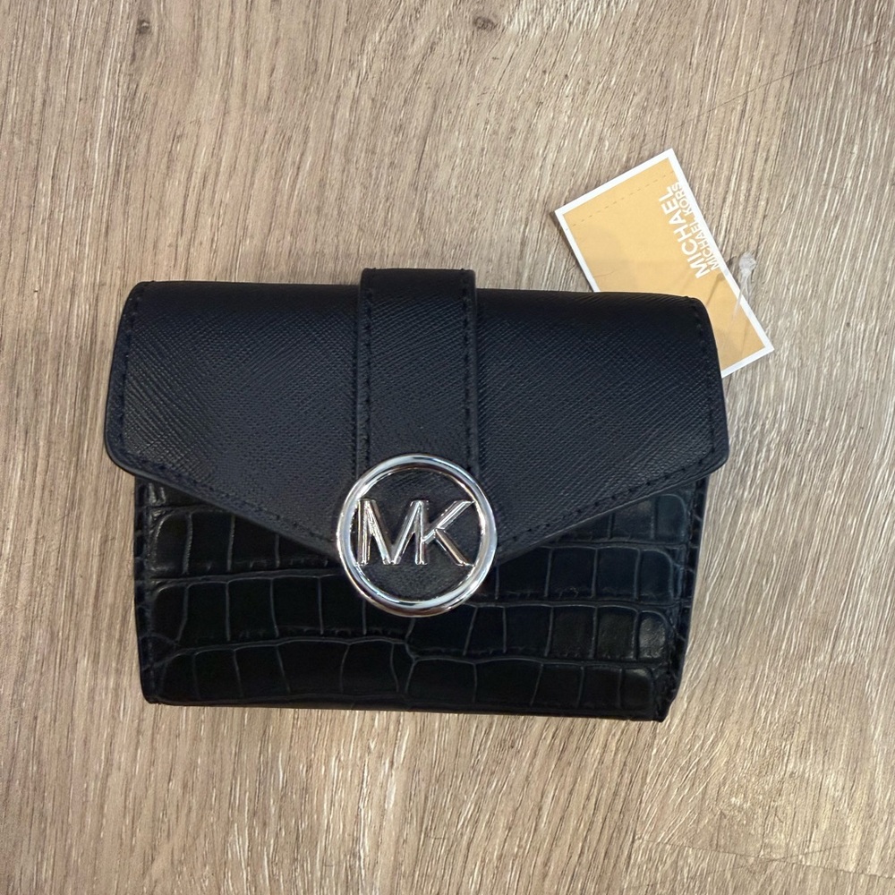 NWT Michael Kors Black Croc-Embossed Leather Carmen wallet